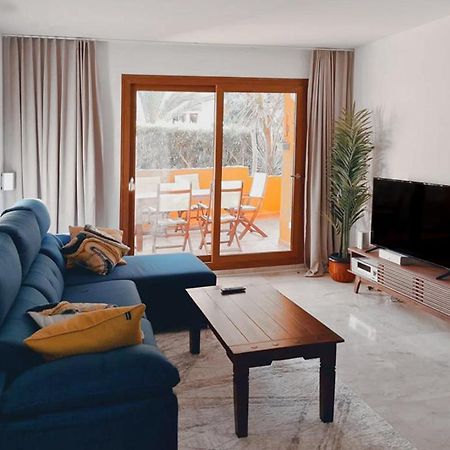 Апартаменти Apartament Magdalena Торрев'єха Екстер'єр фото